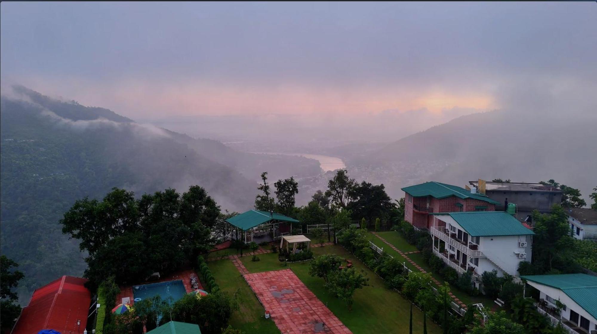 Neer Ganga Resorts Rishīkesh Exterior foto